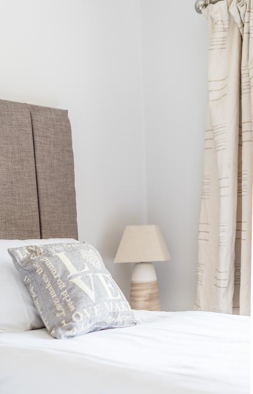 Newlyn House Apartman Christleton Kültér fotó