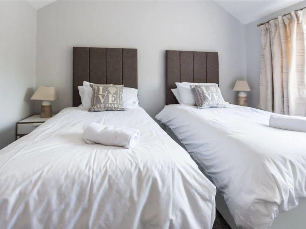 Newlyn House Apartman Christleton Kültér fotó