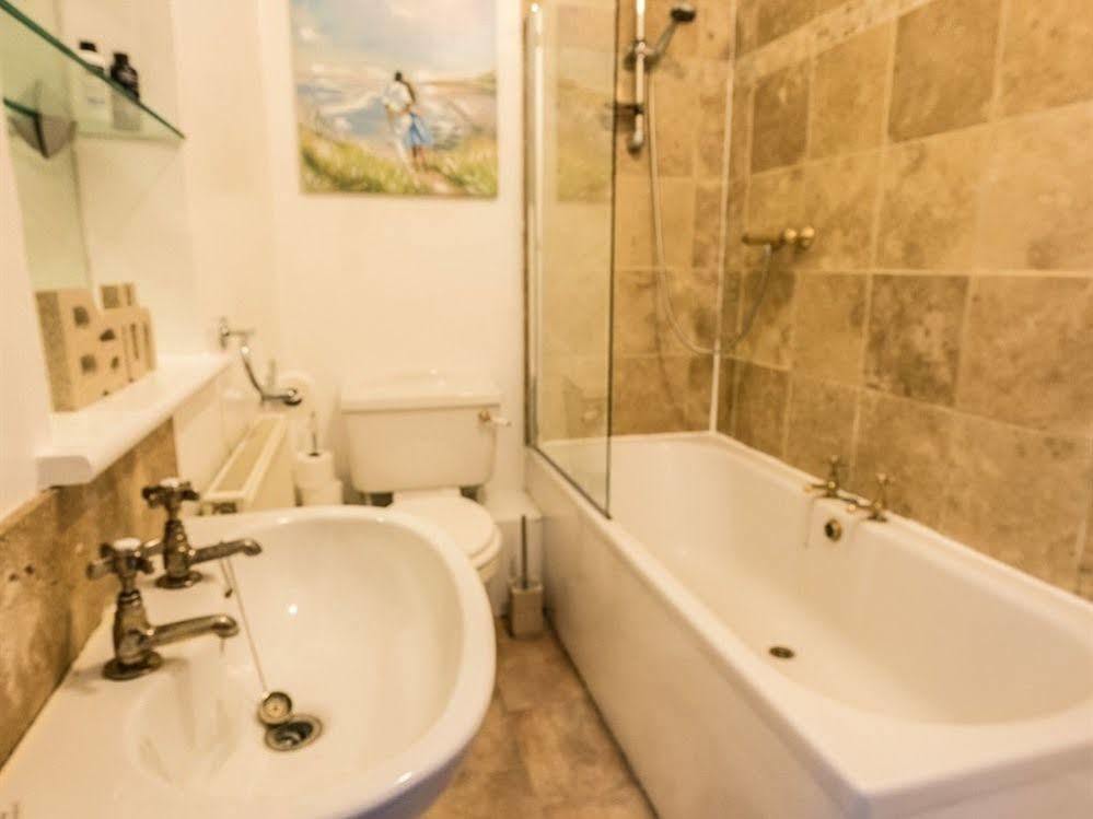Newlyn House Apartman Christleton Kültér fotó